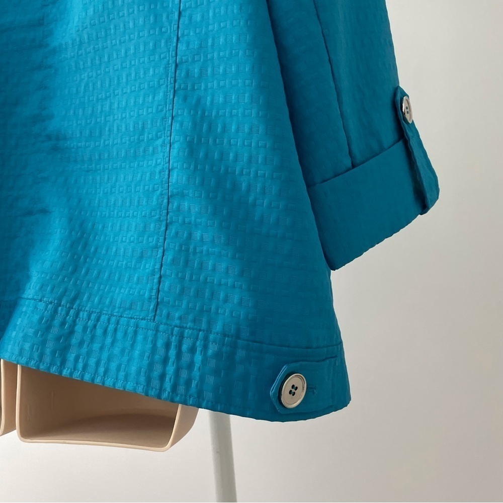 Tanjay Size 18 Blue Textured Button up Jacket, Roll-Tab Sleeves, Four Pockets - Picture 7 of 13